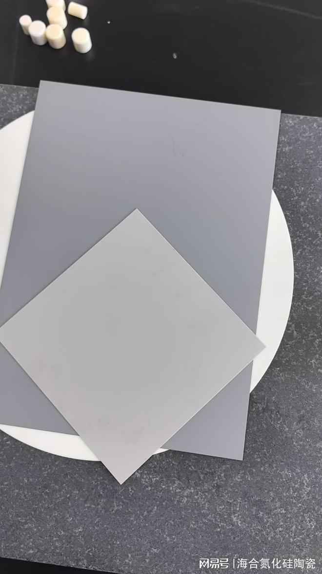 热压烧结氮化硅陶瓷薄片的性能参数