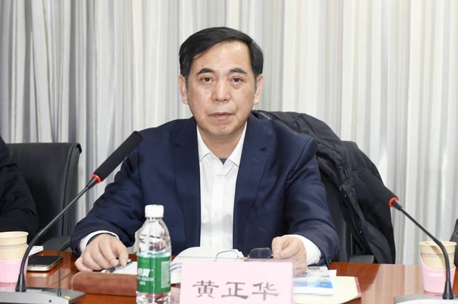 十大买球平台：机床杂志社2024年编委会暨“先进制造技术——高端工业母机”论坛在济南召开(图3)