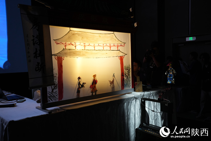 用机械臂表演皮影戏这帮大学生可“真会玩儿”(图5)