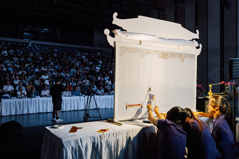 用机械臂表演皮影戏这帮大学生可“真会玩儿”(图6)