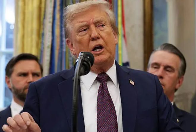 买球的app:特朗普长文贺93俄无人机袭乌西土总统：普京和泽连斯基都未准备好面谈