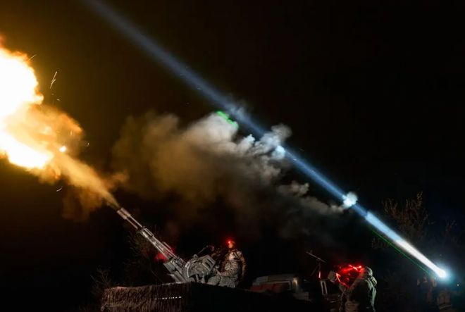 买球的app:特朗普长文贺93俄无人机袭乌西土总统：普京和泽连斯基都未准备好面谈狼叔看世界(图2)