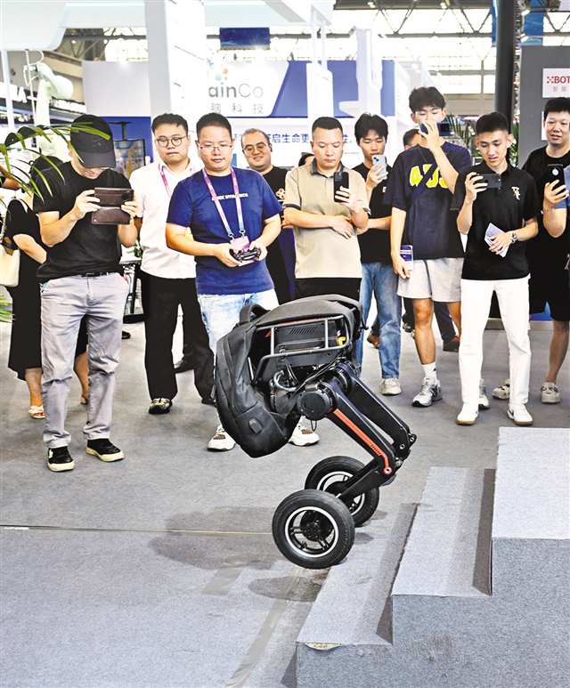 2024年重庆机器人产量超6万套