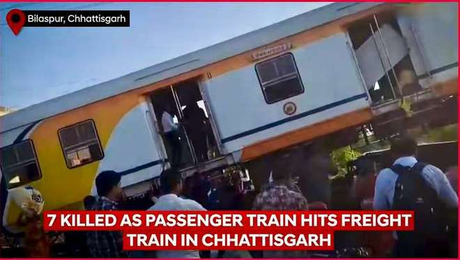 又撞了!印度一客运列车撞上货运列车后叠到一起已有20余人遇难(图3)