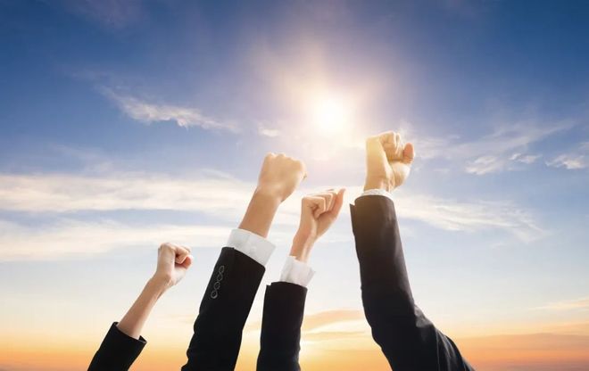 锡华科技上市打造全球领先的风电装备核心部件制造商(图1)