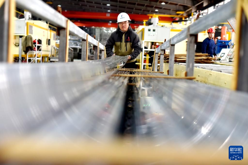 十大买球平台：奋力冲刺“全年红”(图8)