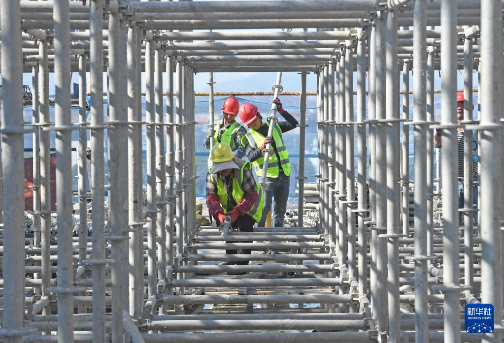 十大买球平台：奋力冲刺“全年红”(图15)