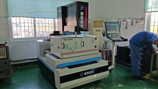 想了解潍坊中走丝线切割行情？获取工具趋势享批发优惠！