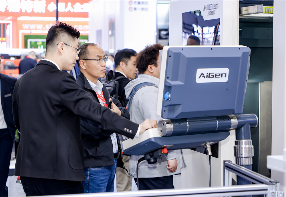 中国数控机床展在沪举行上海壹亘携高端五轴数控装备亮相(图3)